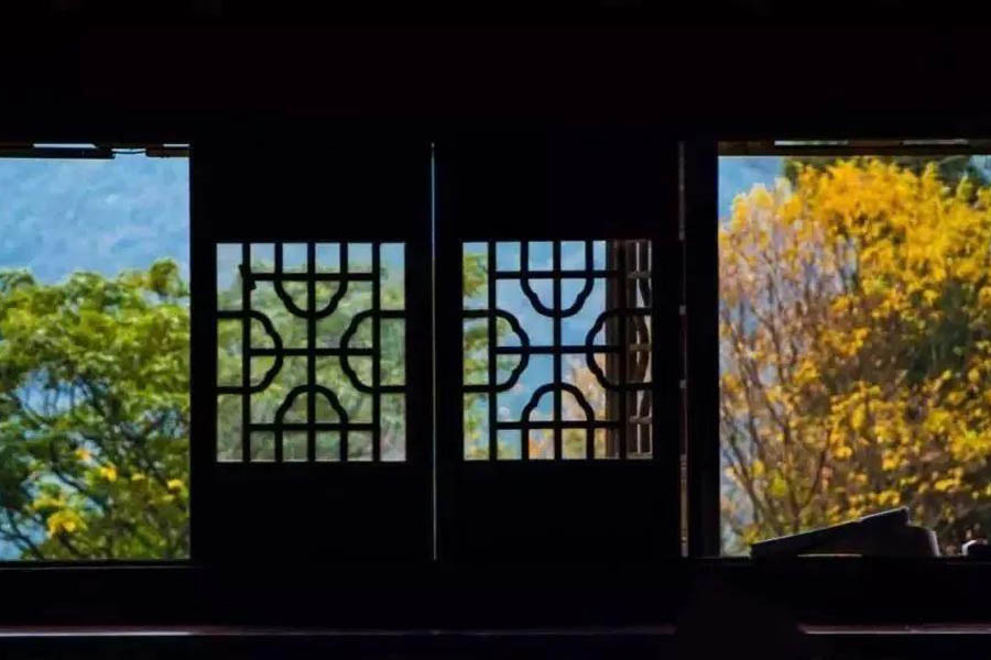 苏州西山民宿小院，窗户是一座房子的诗意